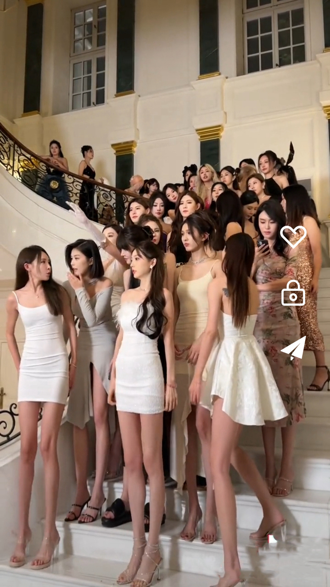 穿黑色长靴里面穿什么袜子截图